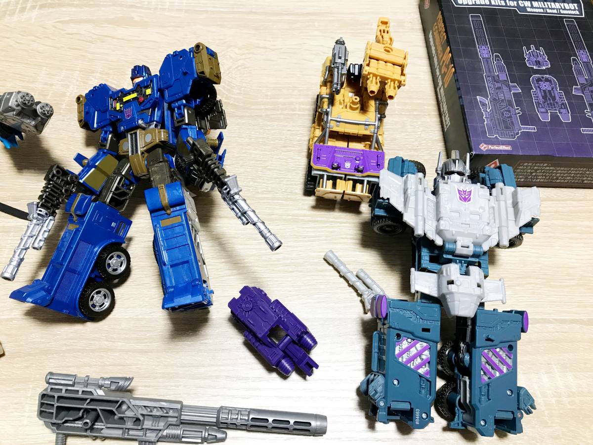 トランスフォーマー ユナイトウォーリアーズ ブルーティカス 