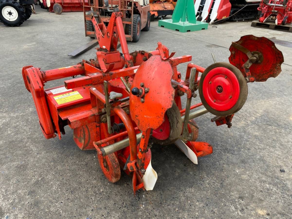 YANMAR SR11w 赤い耕運機ヤンマーマルチャ- マルチ張り (中古