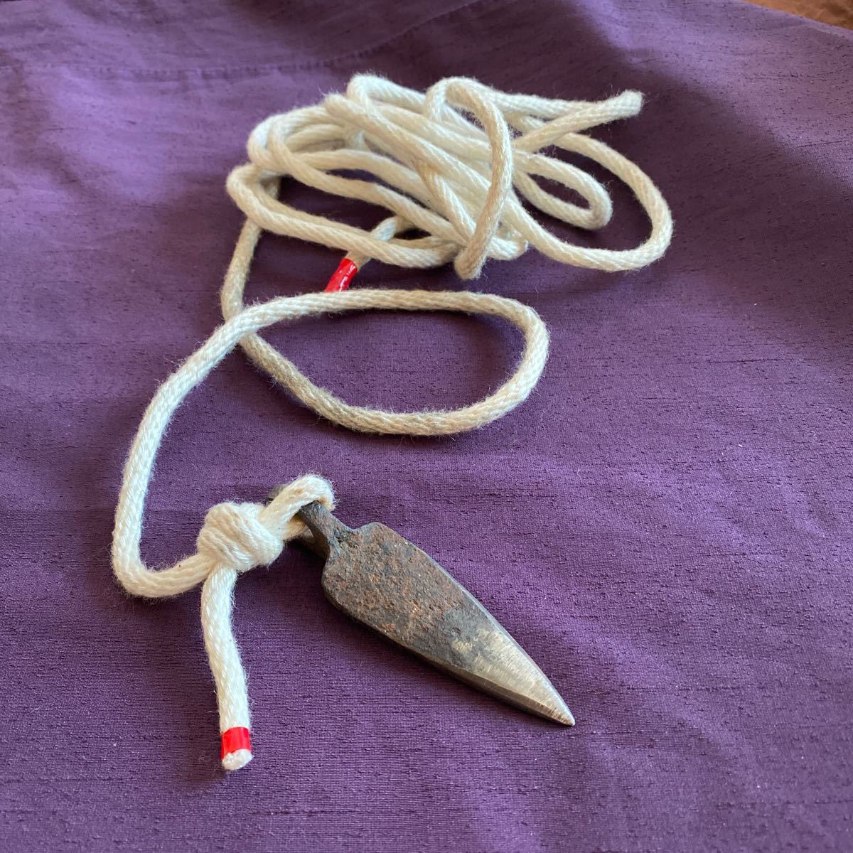 稽古使用品 古鉄縄ヒョウ 紐付き手裏剣 クレモナ紐 鉄味良し ジョウヒョウ棒手裏剣手裏剣鉄扇隠し武器捕縄術分銅鎖鎖分銅寸鉄手の内剣 の落札情報詳細 ヤフオク落札価格情報 オークフリー スマートフォン版