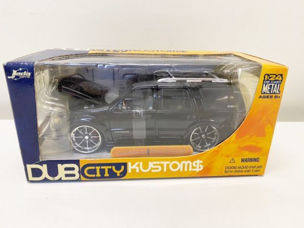 1/18 JADATOYS リンカーン ナビゲーター アメ車 （Jada Toys 1
