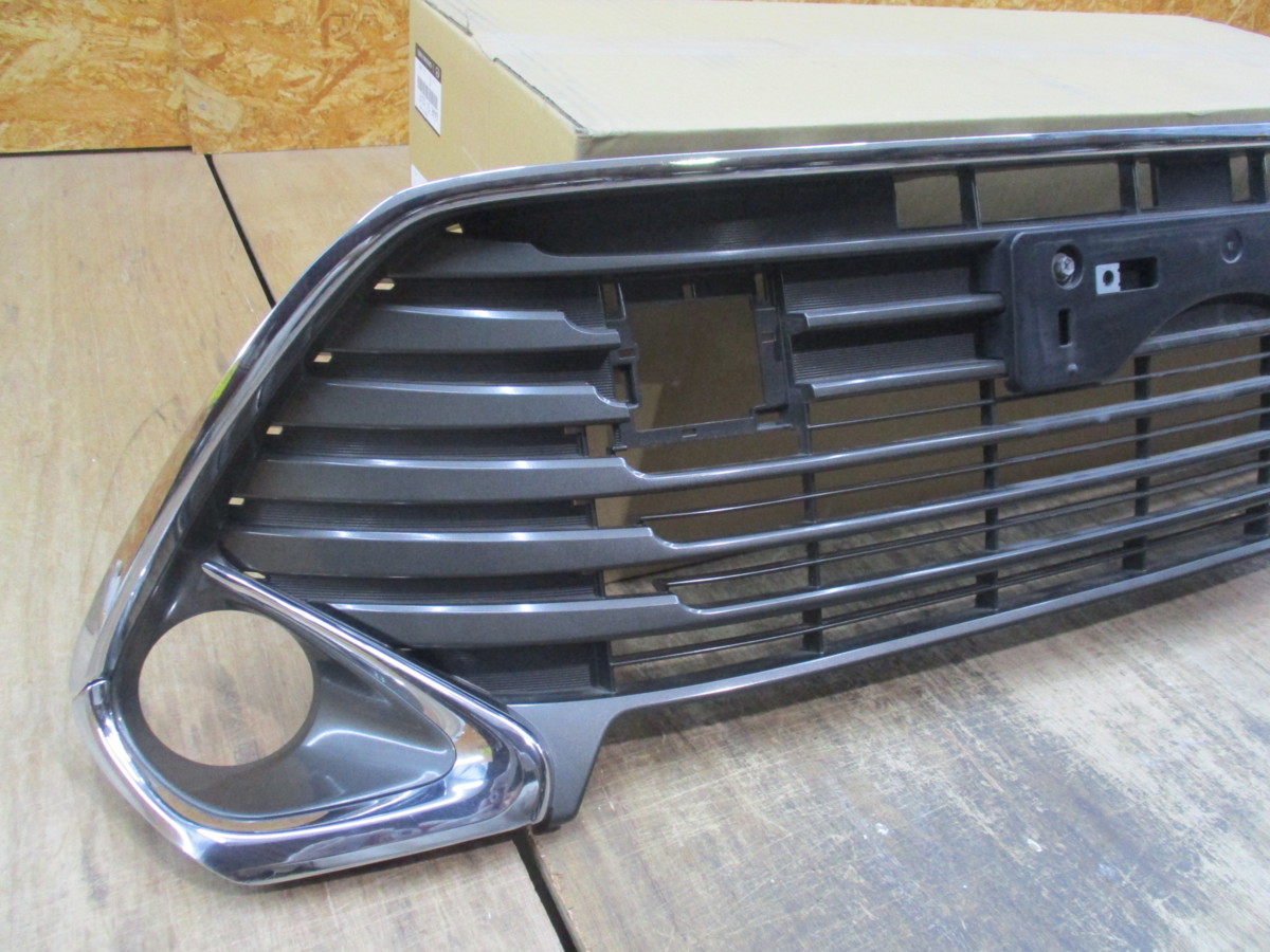 カムリ AVV50 前期 純正 フロントバンパー 52119-33710 カムリ AVV50 前期 純正フロントバンパー パール070 52119-33710