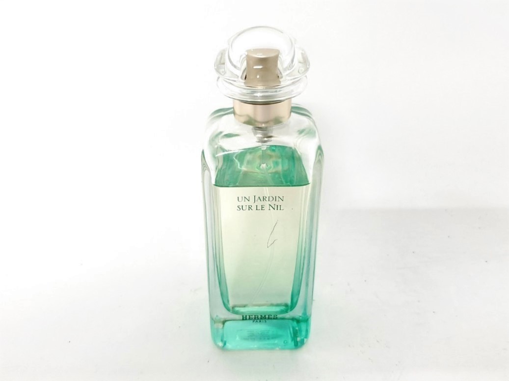 HERMES/エルメス UN JARDIN SUR LE NIL/ナイルの庭 100ml 重量約326g