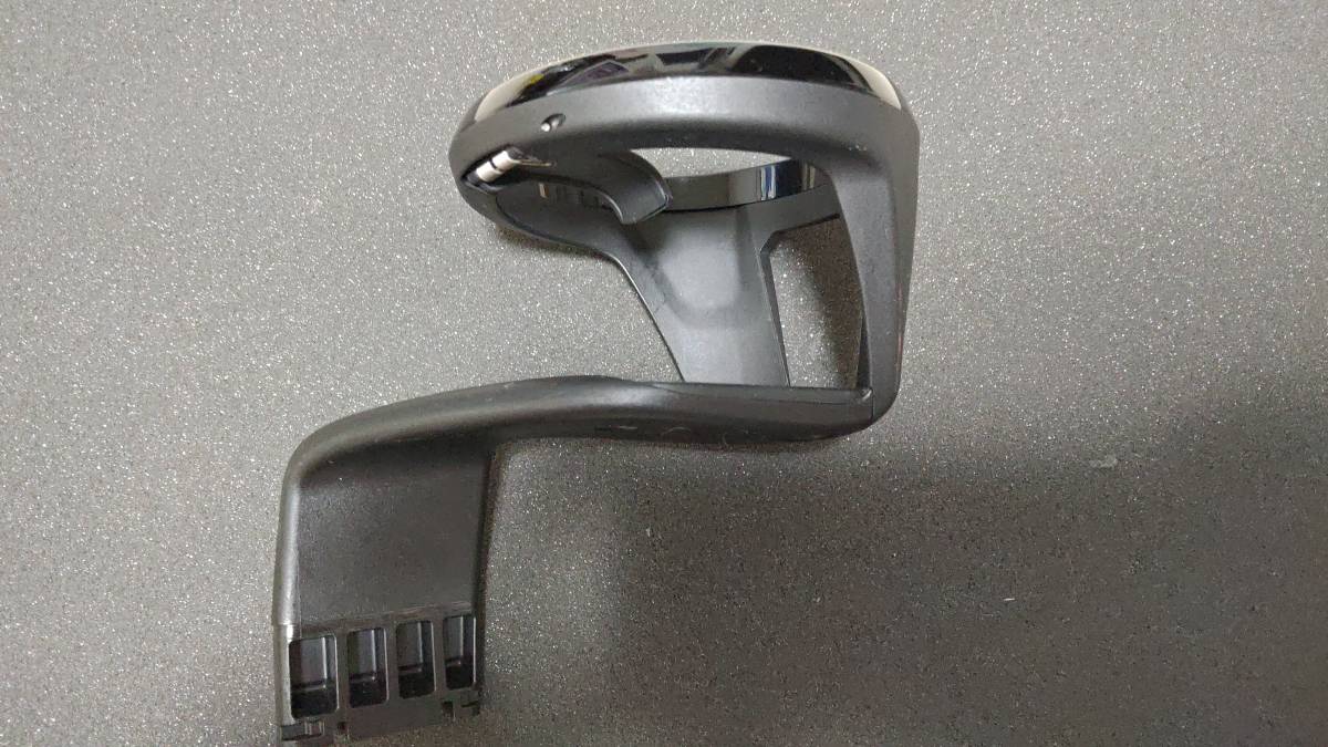 【新品未使用】ND ロードスター ドリンクカップホルダー 左右セット 純正部品 NDロードスター 純正ドリンクホルダー左右セット おまけつき