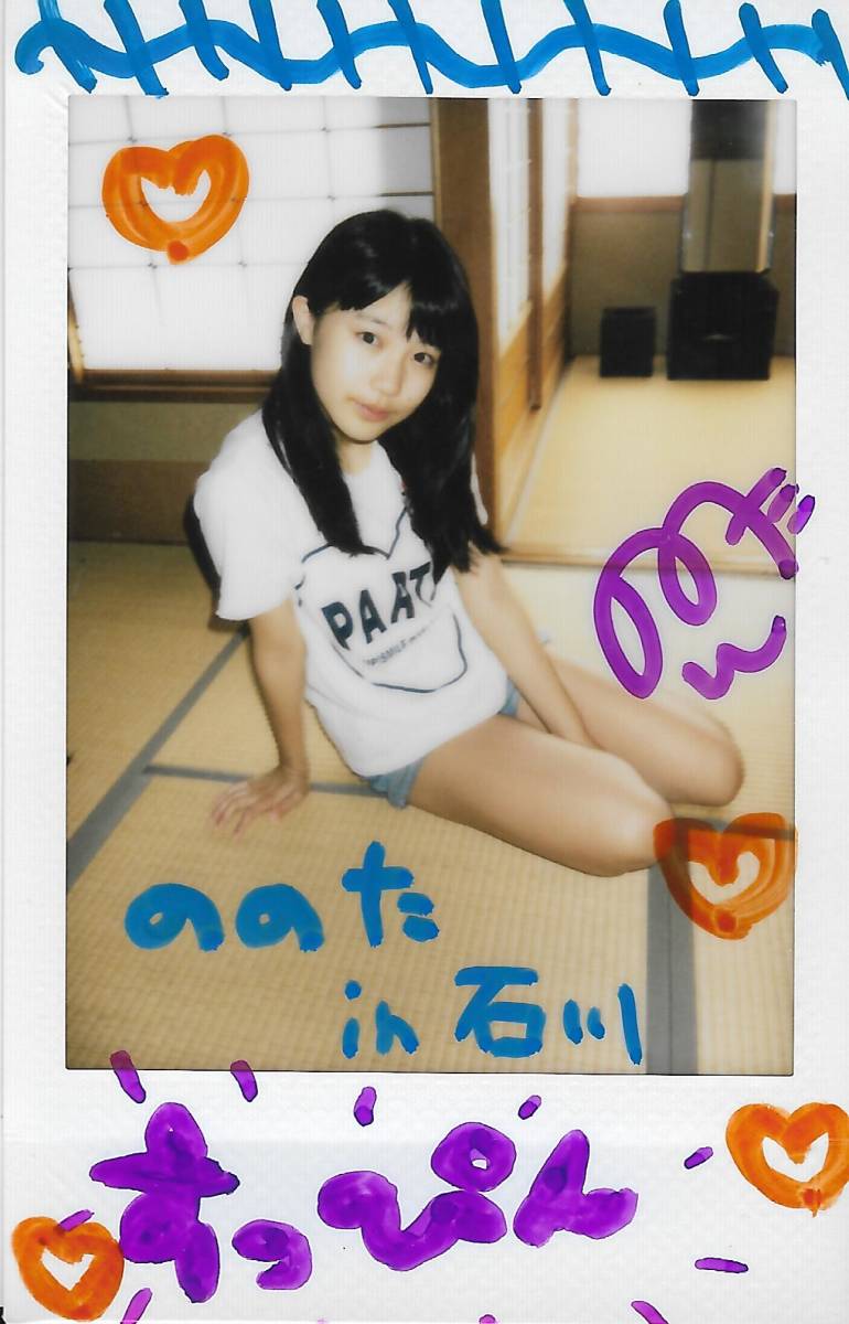 奥村野乃花(虹のコンキスタドール卒業生) 直筆サイン入り生チェキ①の