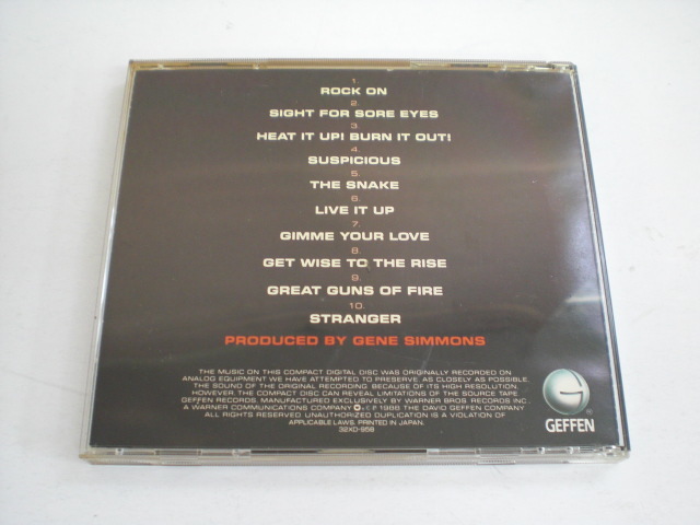 【CD/帯付】ブラック•アンド•ブルー / イン•ヒート　32XD-958 CD/帯付】ブラック•アンド•ブルー / イン•ヒート32XD-958