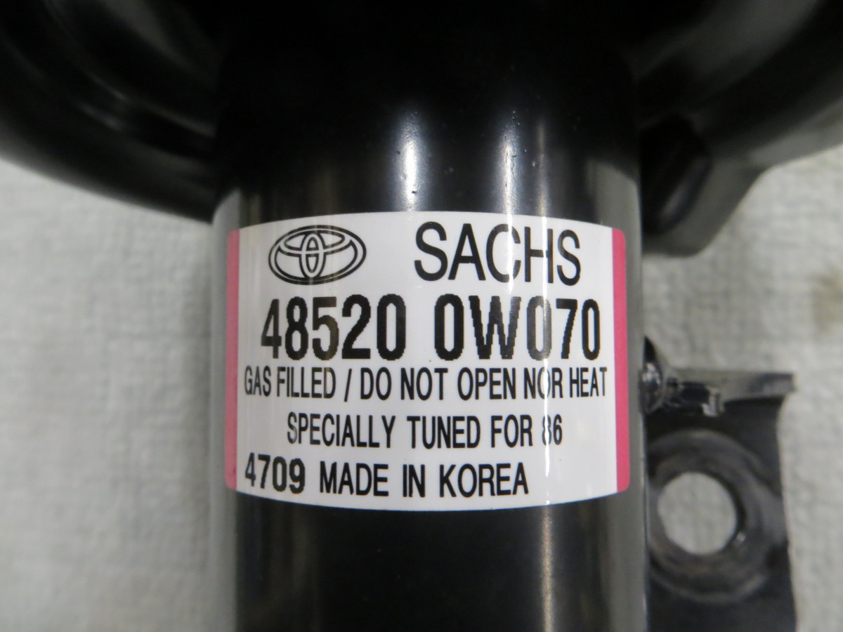 安すぎる トヨタ 86 Zn6 Sachs 純正ショックアブソーバー Chuhatsu Plus ローダウンスプリング Zn0 1台分 中古 の落札情報詳細 ヤフオク落札価格情報 オークフリー スマートフォン版