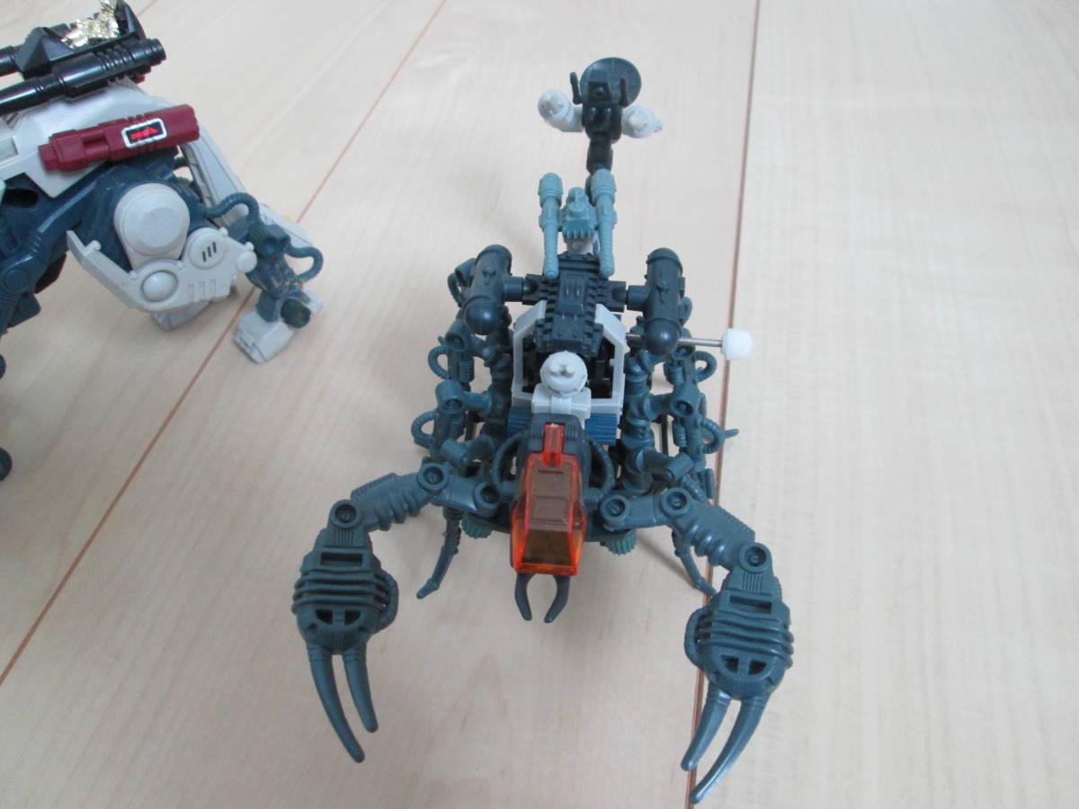 TOMY 荒く メカ生体ゾイド ガイサック ジャンク