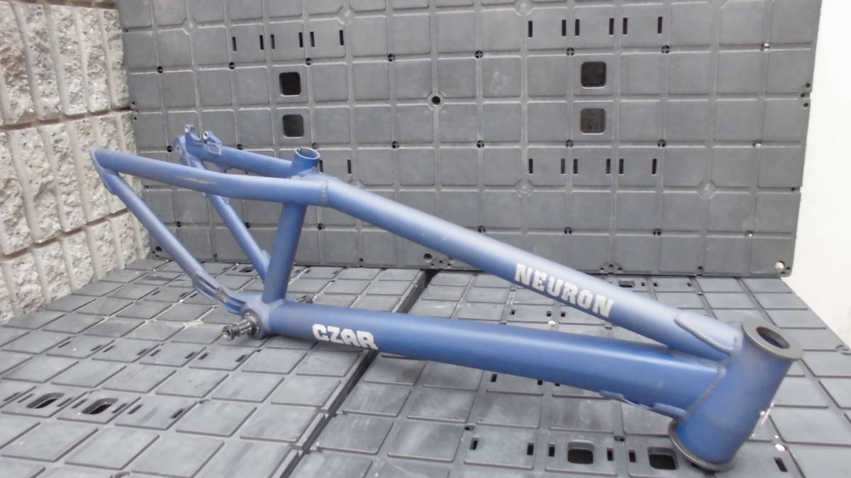 ストリート トライアル C-Zar - NEURON 24 フレーム ジャンク(注