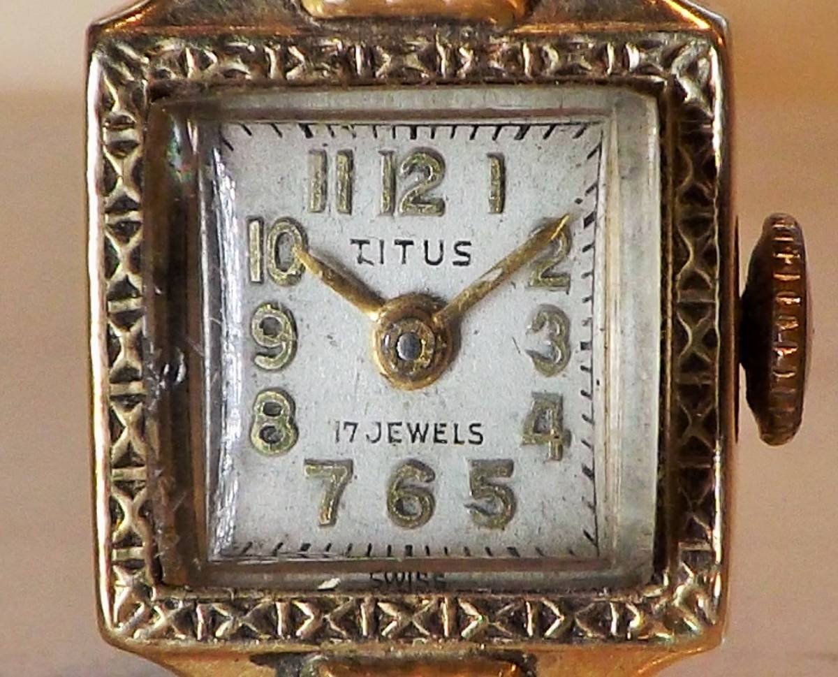 ジャンク TITUS タイタス レディース 腕時計 14KT ALL GOLD 39256 手