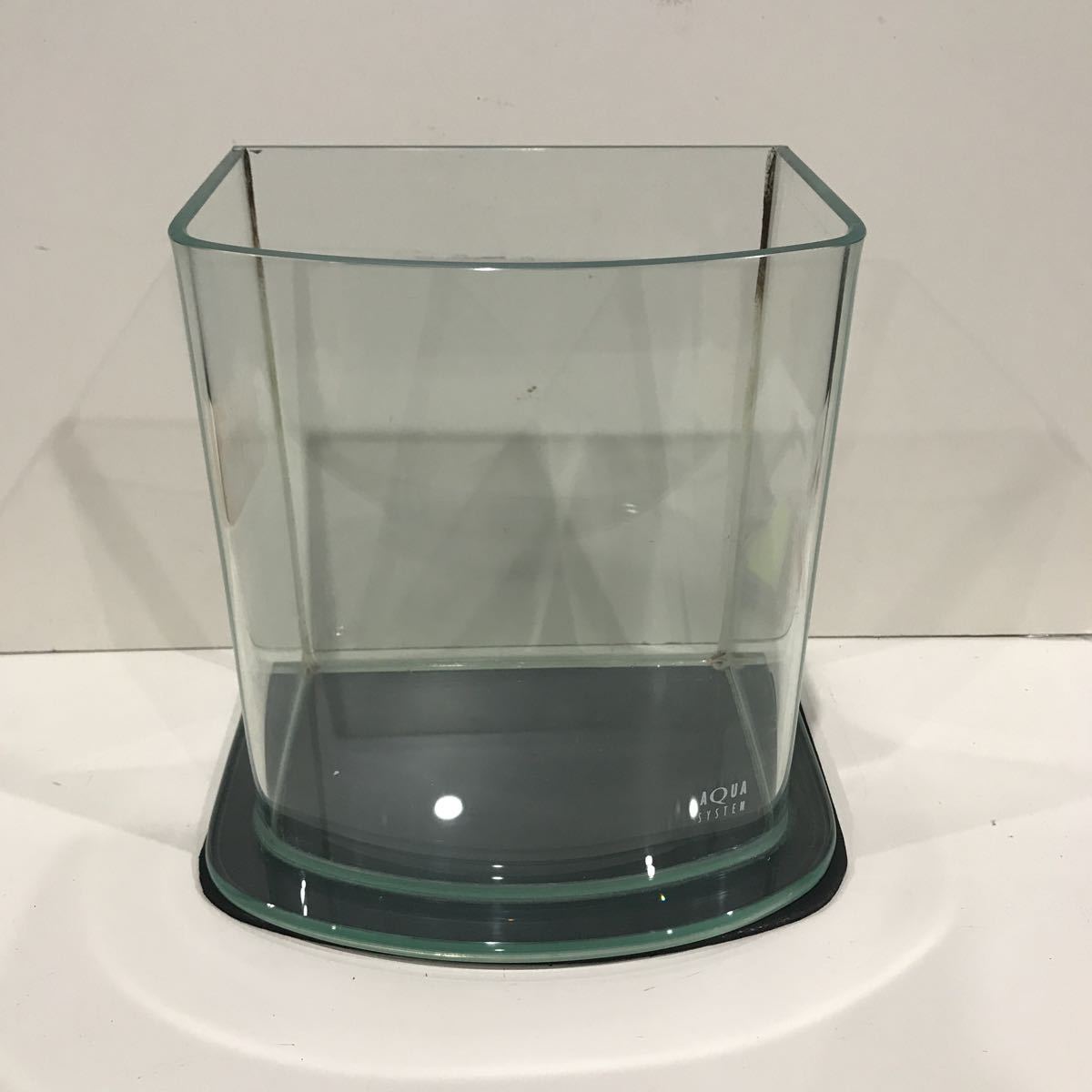 お洒落水槽 ガラス水槽 アクアシステム ルノアール お洒落な水槽 ベタ飼育やメダカ飼育に アロワナ ピンポンパール の落札情報詳細 ヤフオク落札価格情報 オークフリー スマートフォン版