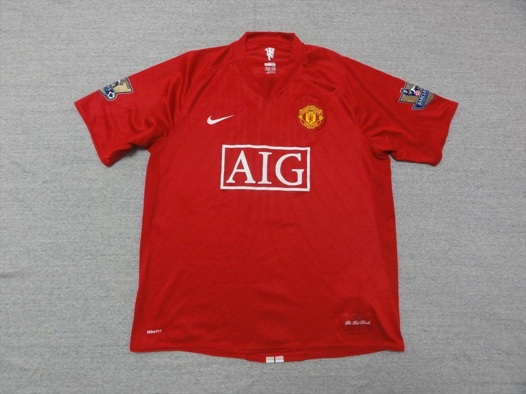 正規品 Nike製 マンチェスターユナイテッド ロナウド 7仕様 半袖 ユニフォーム クリスティアーノロナウド の落札情報詳細 ヤフオク落札価格情報 オークフリー スマートフォン版