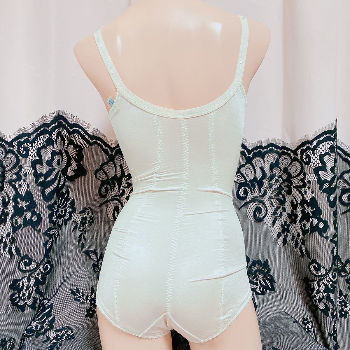 人妻補正下着画像 3 人妻ゆうなアラフォー大きめ LLサイズ ハイレグ ボディスーツ ボタン付きクロッチでラクラク脱着 中古 下着 レディース 補正下着 の落札情報詳細  - Yahoo!オークション落札価格検索 オークフリー