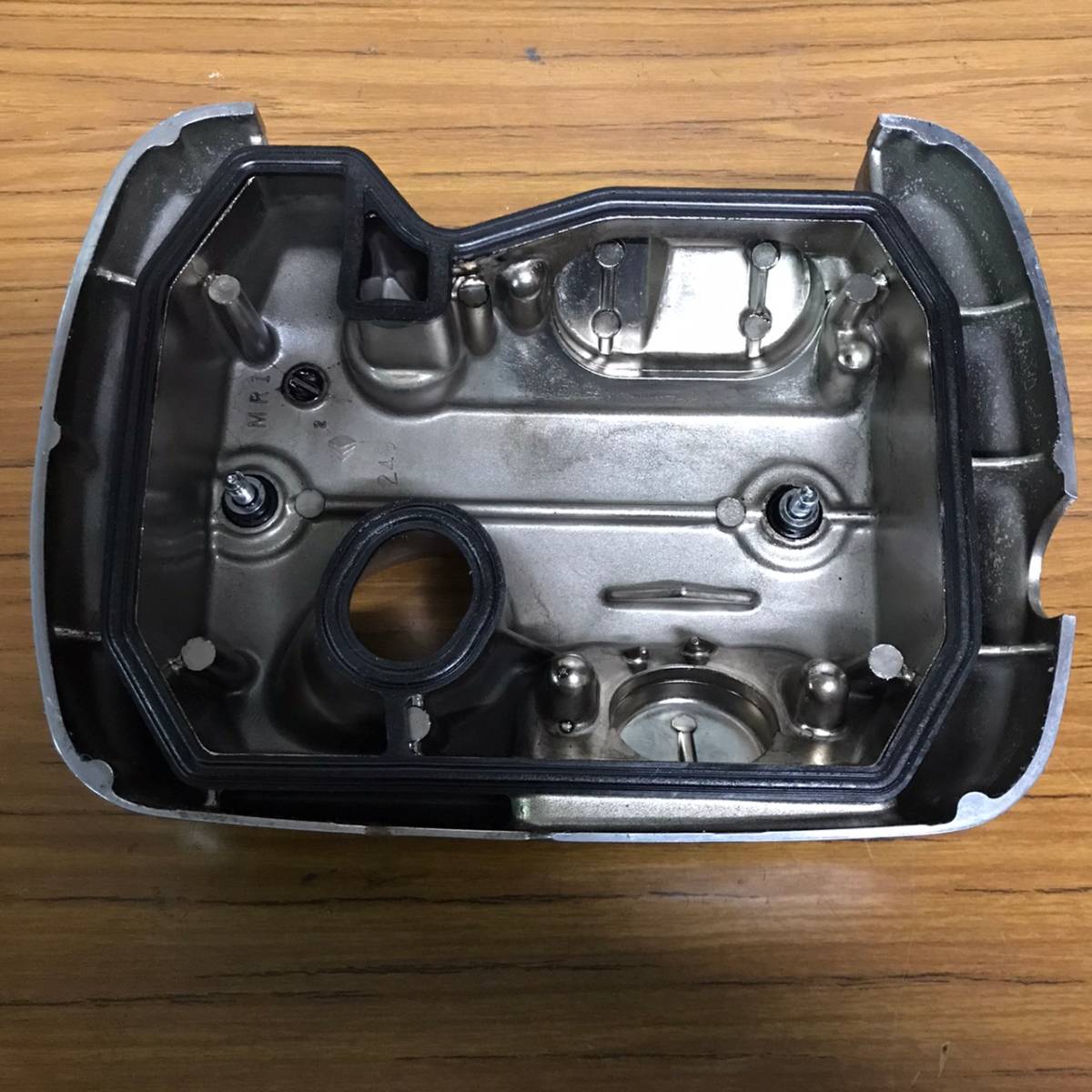 ホンダ スティード400 純正シリンダーヘッドカバー タペットカバー