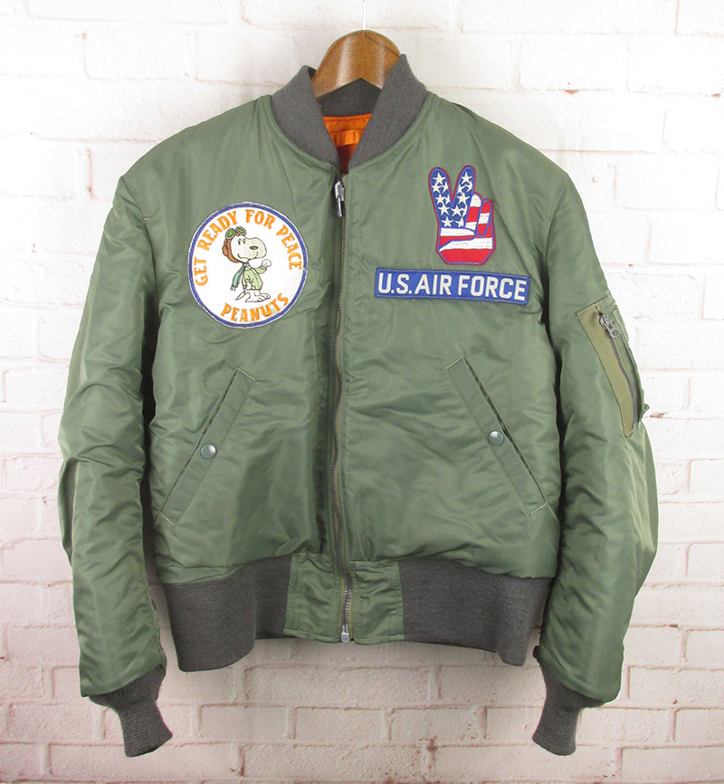 Awkhj151 東洋 Buzz Rickson S バズリクソンズ Ma 1 スヌーピー カスタム フライトジャケット Br Small 美品 の落札情報詳細 ヤフオク落札価格情報 オークフリー スマートフォン版