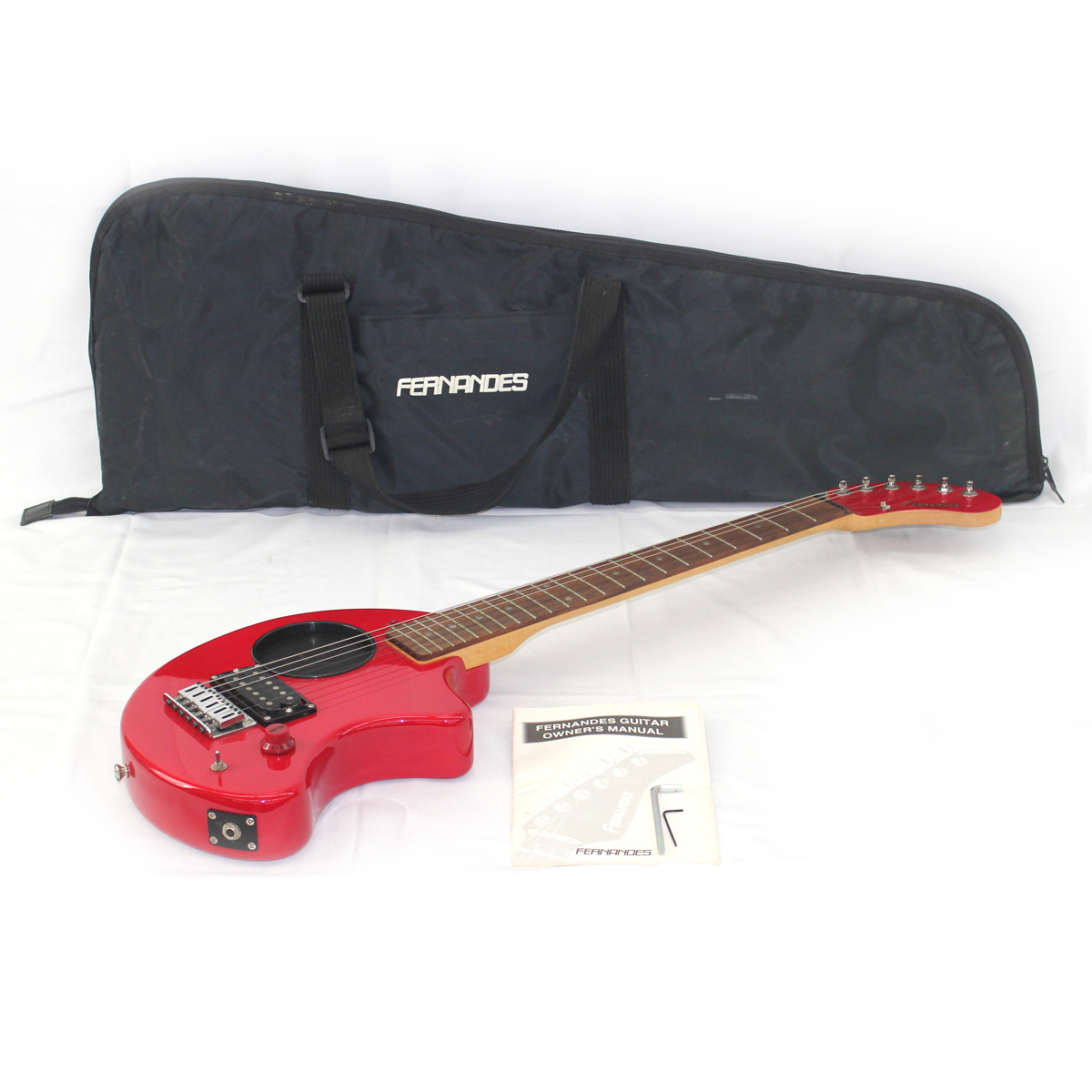 FERNANDES エレキベース レッド 専用ケース付