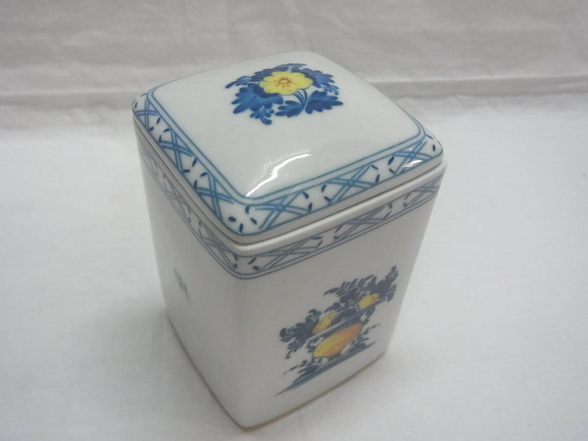 EURO2004 ビスタアレグレ製陶器蓋付き小物入れ EURO2004 ビスタアレグレ製陶器蓋付き小物入れ VISTA ALEGRE 小物入れ