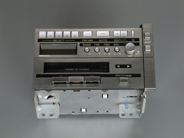 R31スカイライン 純正 FM/AMチューナー＆カセットデッキ・アンテナ