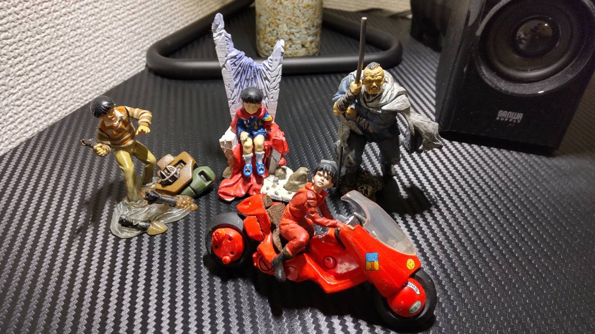 海洋堂 Akira フィギュアコレクション 金田 バイク 金田 下水道 アキラ 玉座 大佐 災厄後 4体セット の落札情報詳細 ヤフオク落札価格情報 オークフリー スマートフォン版