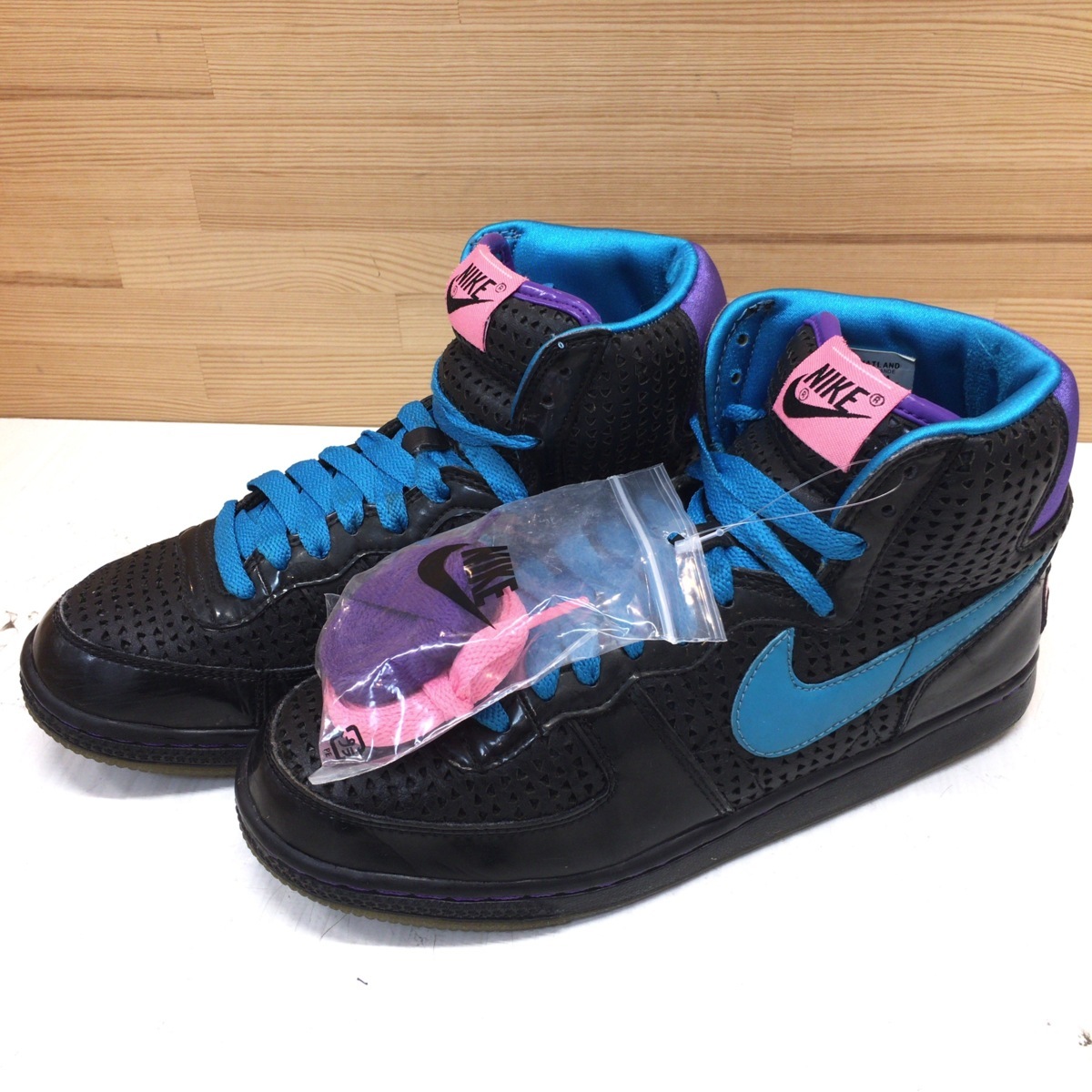 Nike Wmns Terminator ナイキ ターミネーター ハイカットスニーカー 24 0cm 黒 ブラック レディース ハイカット の落札情報詳細 ヤフオク落札価格情報 オークフリー スマートフォン版