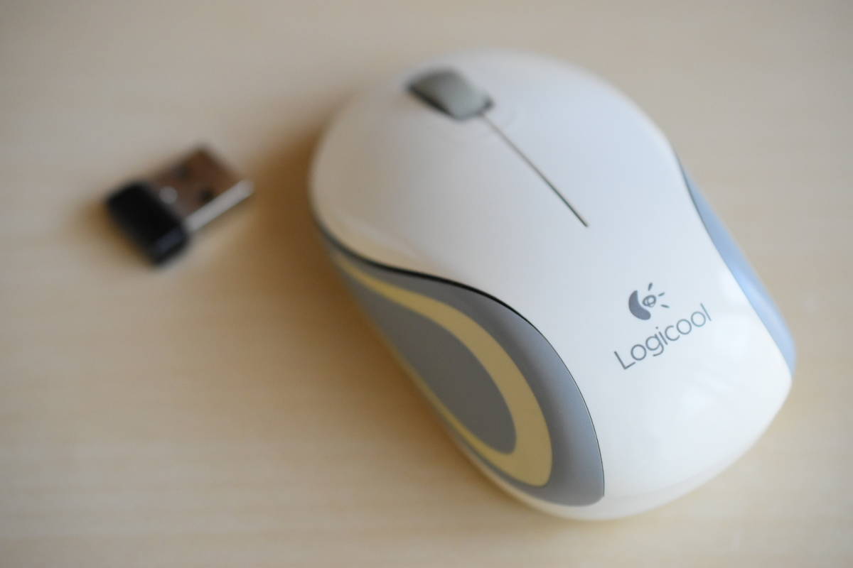 Logicool ワイヤレスミニマウス M187wh ホワイト 白 ロジクール 小型usbレシーバー付き 電池式 の落札情報詳細 ヤフオク落札価格情報 オークフリー スマートフォン版