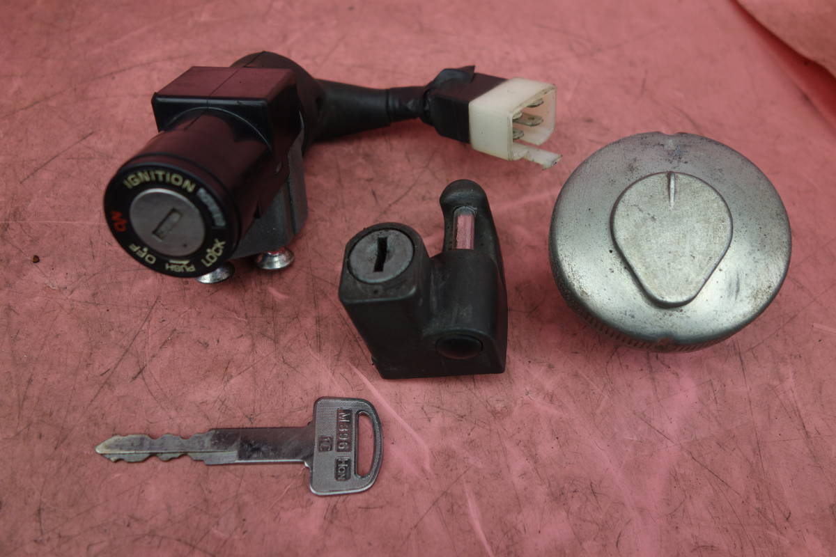 1台分解 1キー作動良好 フルset スーパーカブ110 メインシリンダー タンクキャップ メットホルダー Ja10 C110 クロスカブ 60rae46 の落札情報詳細 ヤフオク落札価格情報 オークフリー スマートフォン版