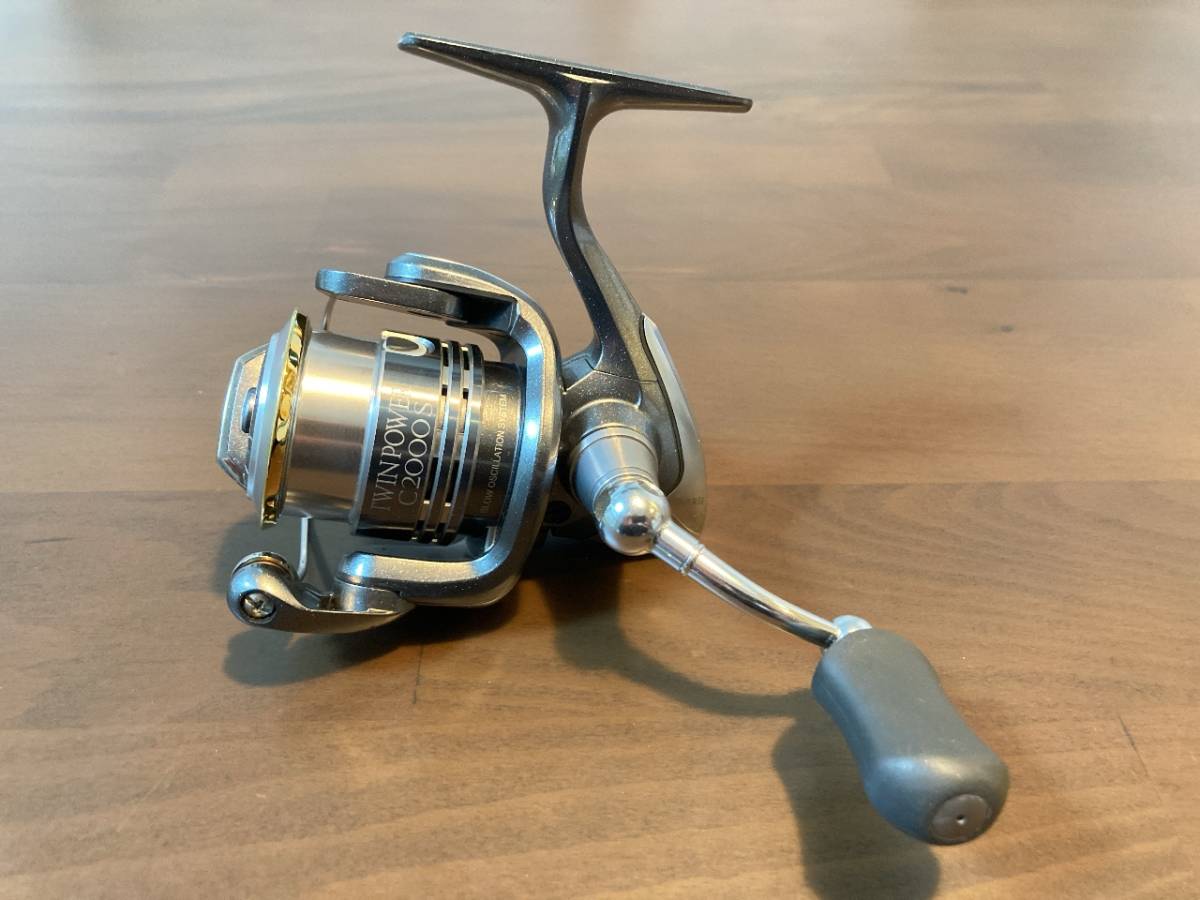 シマノ 08 ツインパワー C2000S SHIMANO TWIN POWER 中古品の落札情報
