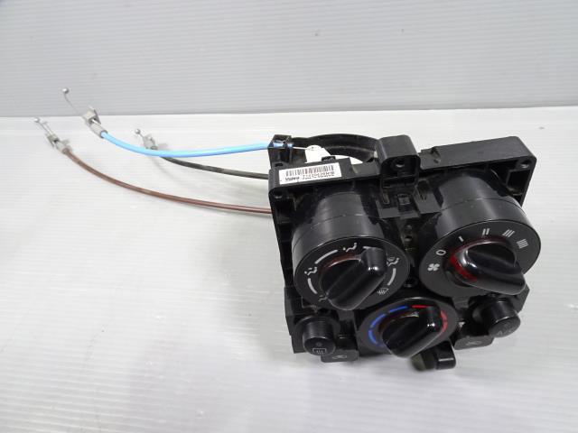NV350キャラバン LDF-VW2E26 エアコン スイッチ パネル A/C K23 Valeo