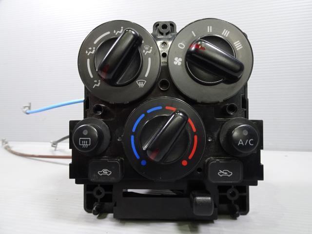 NV350キャラバン LDF-VW2E26 エアコン スイッチ パネル A/C K23 Valeo