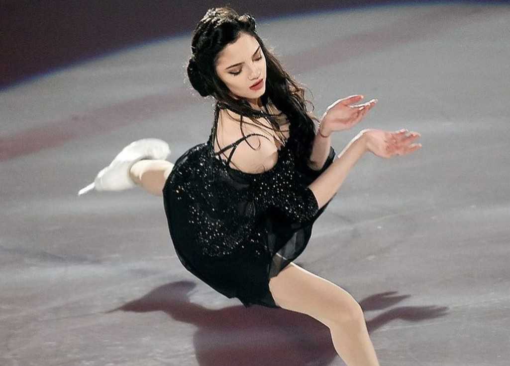 4枚セット】 エフゲニア・メドベージェワ選手 フィギュアスケート写真