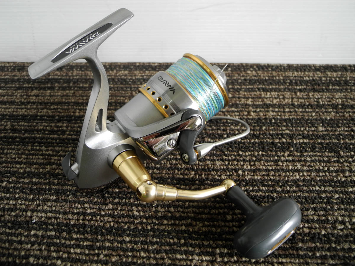 Daiwa ダイワ Phantom J Light 3500pe スピニングリール ファントムj ライト3500pe の落札情報詳細 ヤフオク落札価格情報 オークフリー スマートフォン版