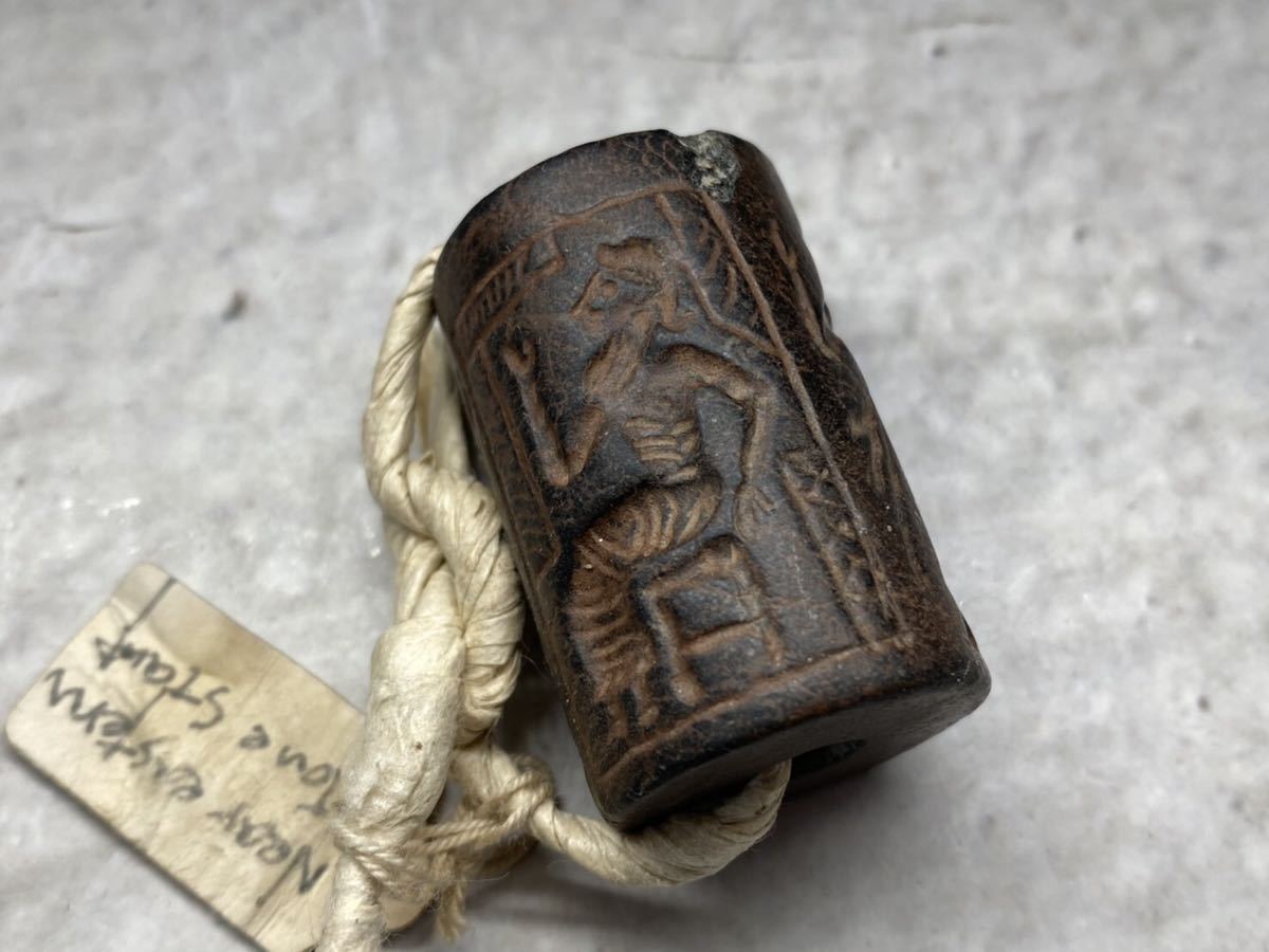 26 収集家放出品 メソポタミア文明 楔型文字 古代文字 キング人物刻 