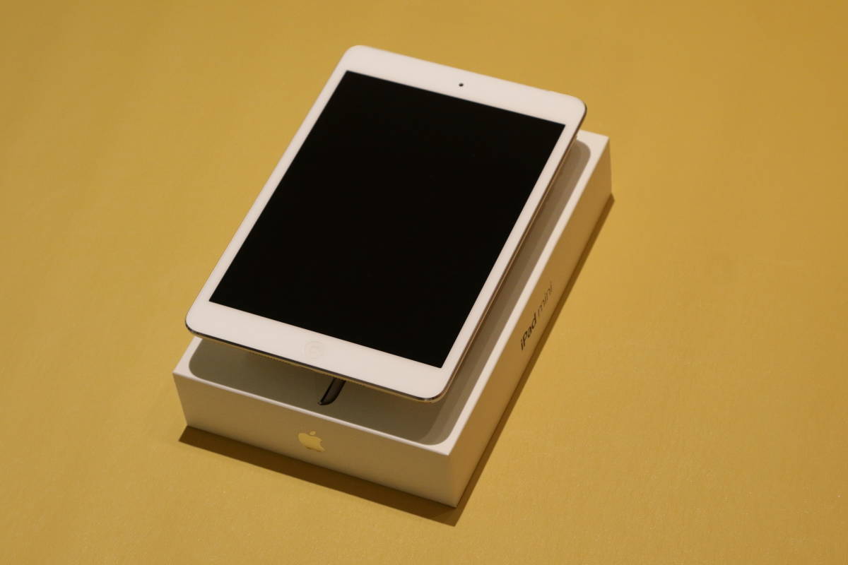 iPad mini2 32GB Cellular au KDDI