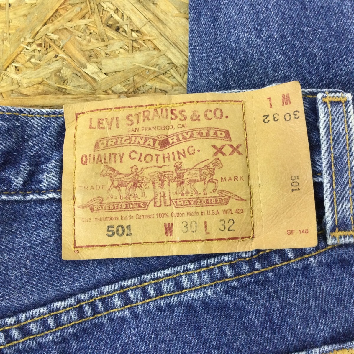 米国製 Levi S リーバイス 501 レディースジーンズ サイズ30 32 ボランフライ 紙パッチ の落札情報詳細 ヤフオク落札価格情報 オークフリー スマートフォン版