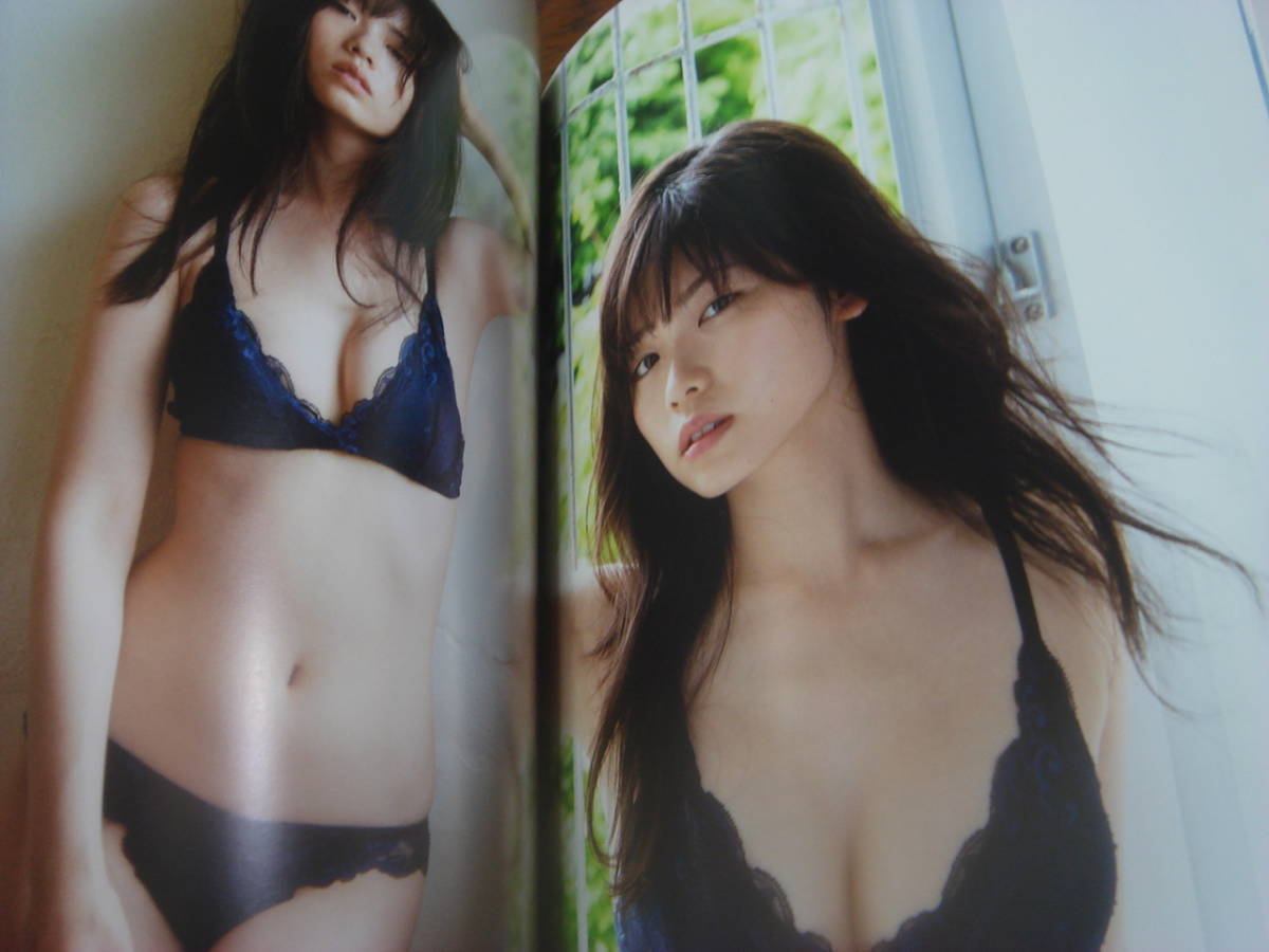 楽天ブックス: F - 小芝風花写真集 - 小芝風花 - 9784847081828 : 本
