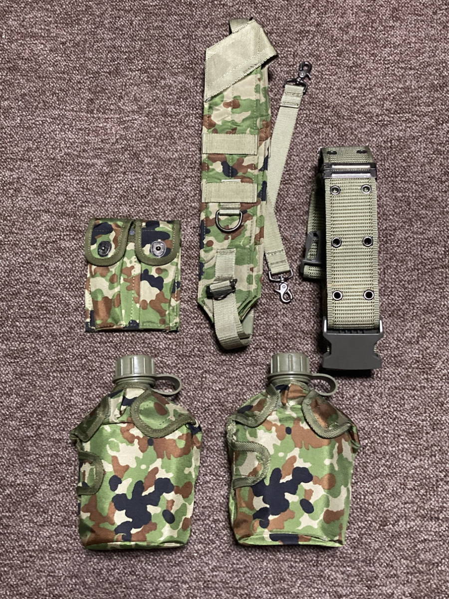陸上自衛隊個人装備　水筒　サスペンダー付属 民生品 自衛隊 3型 弾帯 サスペンダー 水筒 x2 拳銃 弾嚢 検 ピストル