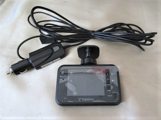 新品 ユピテル Full HD ドライブレコーダー DRY-FH211