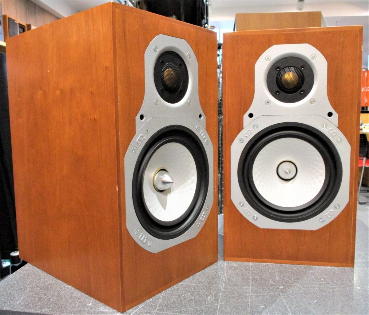 【傷や汚れあり】スピーカーシステム モニターオーディオ Monitor Audio：GOLD Reference 10 (ペア) の落札情報