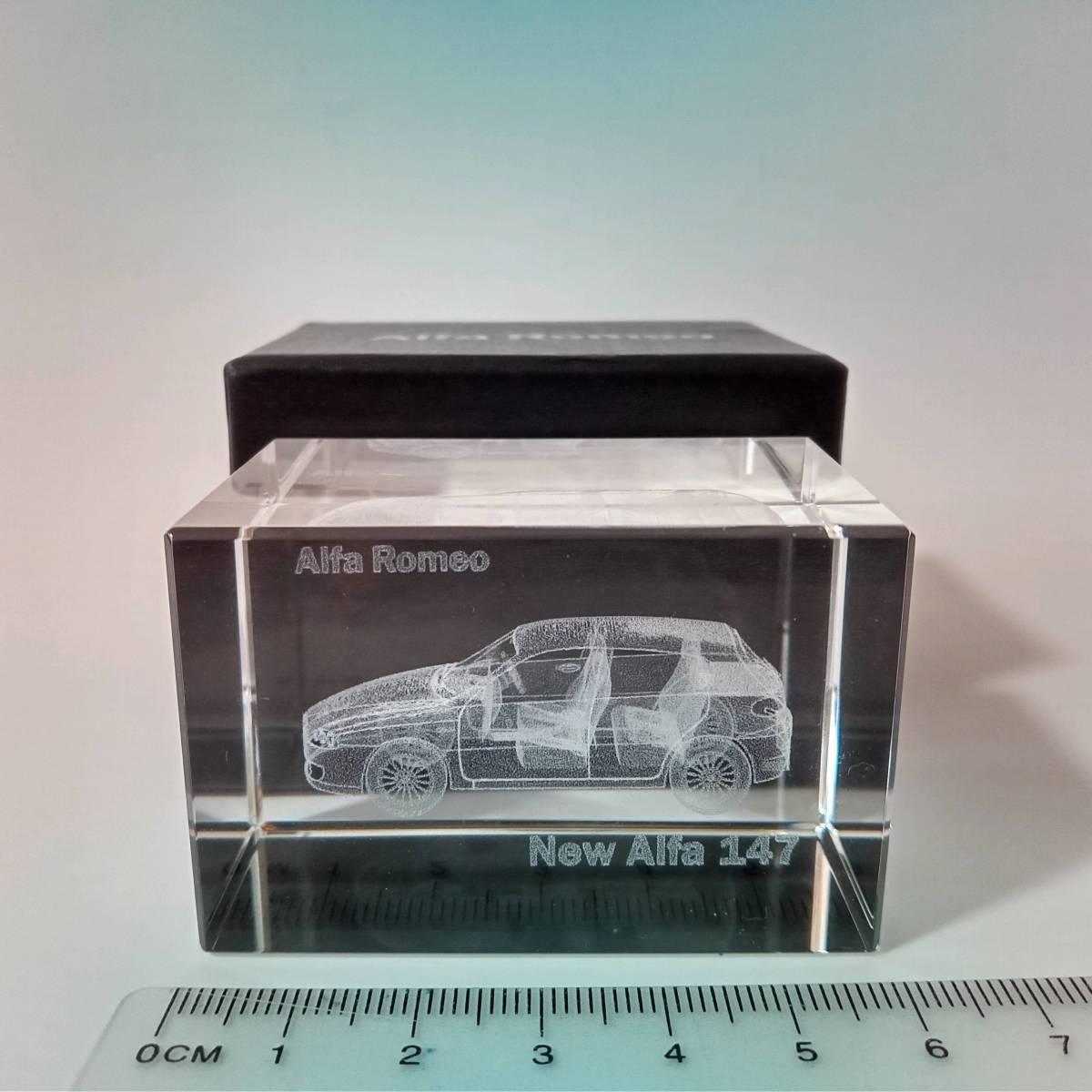 非売品 Alfa Romeo147 アルファロメオ クリスタル ペーパーウェイト