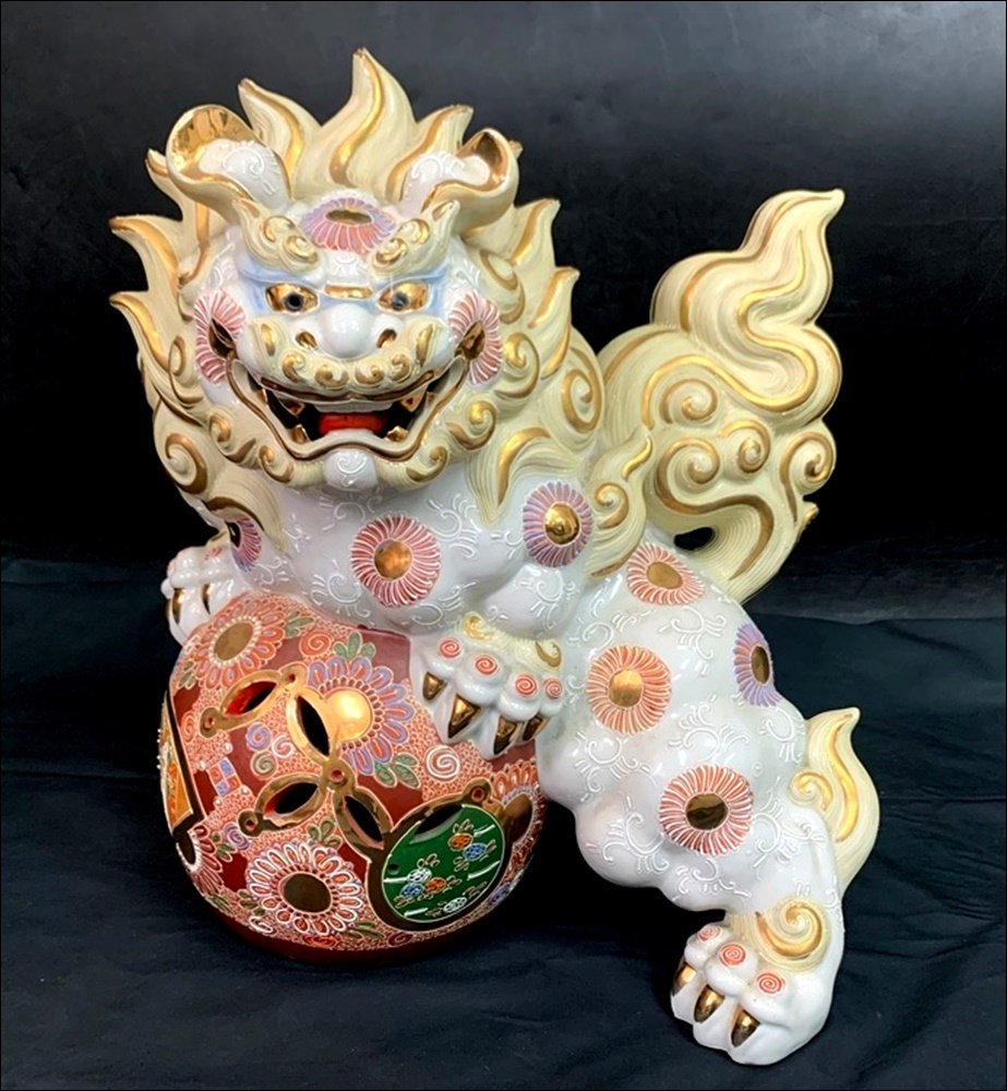 九谷焼き] 美品 狛犬シーサー大吉 金彩
