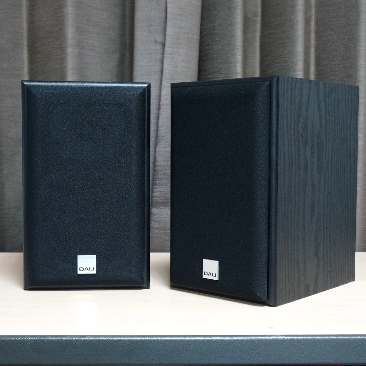 美品! DALI spector2 ブラックアッシュ 【公式通販】