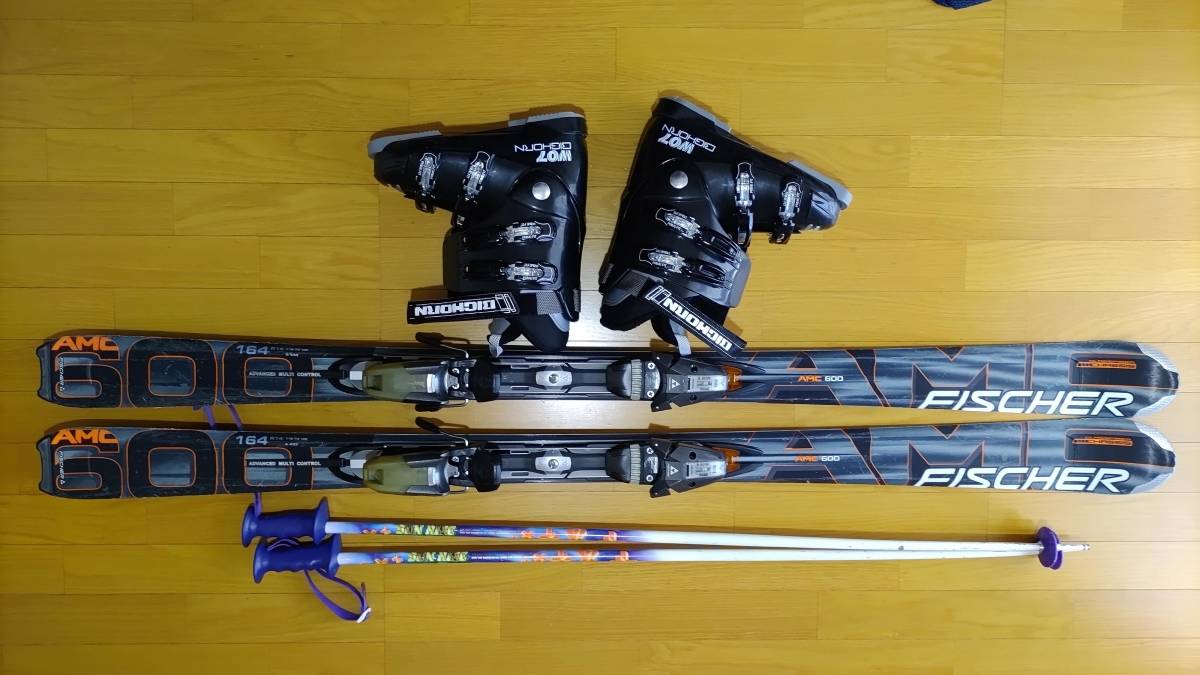 スキー板、ストック、ブーツの3点 スキー板 ブーツ ストック セット