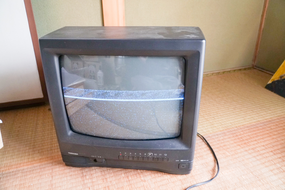 全体的に状態が悪い】東芝 ブラウン管テレビ 14A5 アナログテレビ 14