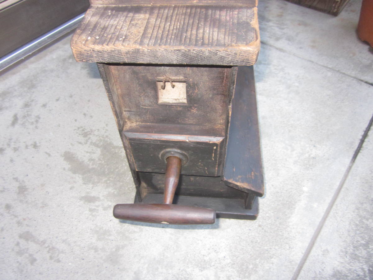 古い薪ストーブ だるまストーブ 鉄製 暖炉 昭和レトロ ヴィンテージ 傷