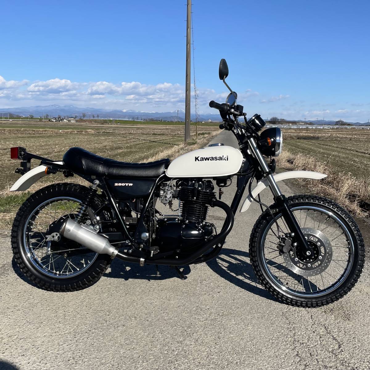 バッ○リー新品.エストレヤ.好調.ピカピカ （傷や汚れあり】カワサキ  