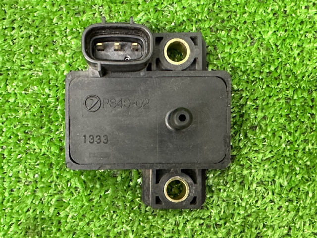 H5年　サンバー　V-KS4　圧力センサー　バキュームセンサー [ZNo:05000067] 3kurudepa= 114 傷や汚れありH5年 サンバー V-KS4 圧力センサー バキュームセンサー