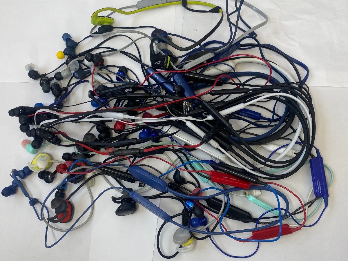 ヘッドホンまとめ売り29本ジャンク品 JVC ワイヤレスイヤホン