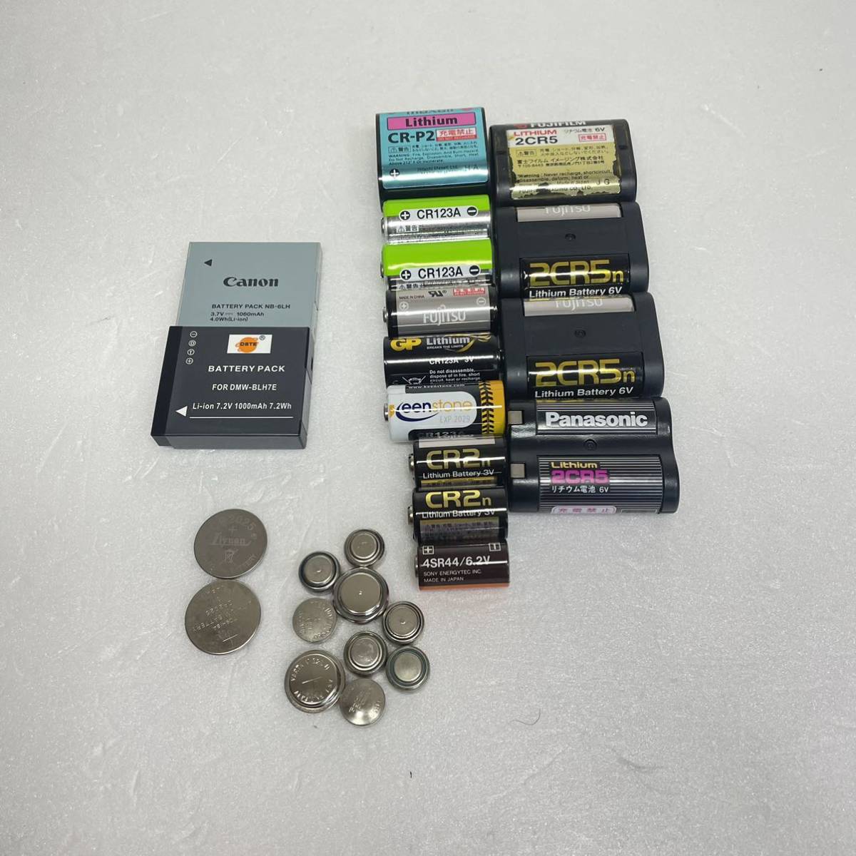 【傷や汚れあり】カメラ リチウム電池 2CR5 CR123A CR2 Canon 富士フィルムの落札情報詳細 - ヤフオク落札価格検索 オークフリー
