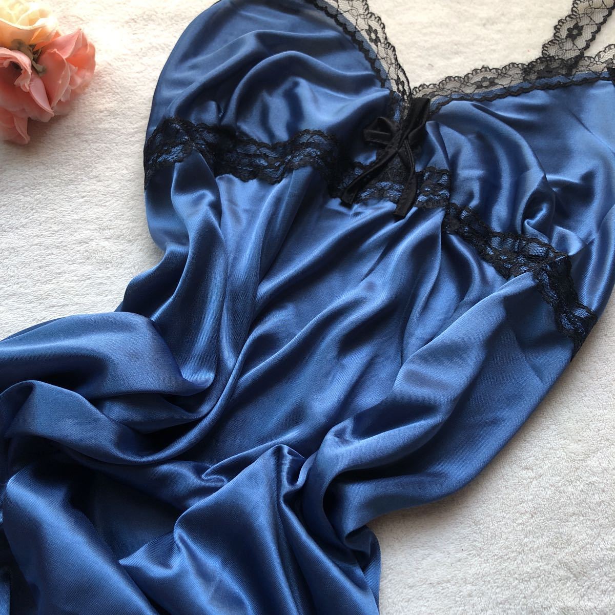 スリップ　熟女 未使用】新品 美熟女 高級感 ライトブルー サテン 光沢 ベビードール スリップ ランジェリー 下着 インナー 大人可愛い 胸元  ナイトウエアの落札情報詳細 - Yahoo!オークション落札価格検索 オークフリー