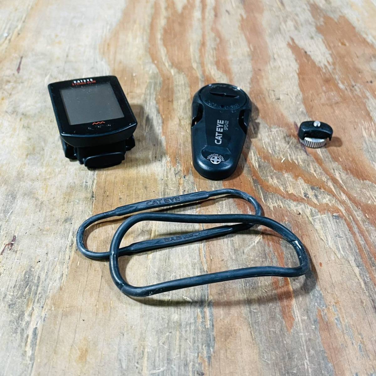 【やや傷や汚れあり】CATEYE STRADA SLIM サイクルコンピュータ スピード センサー キャットアイ ストラーダ スリム ブラック