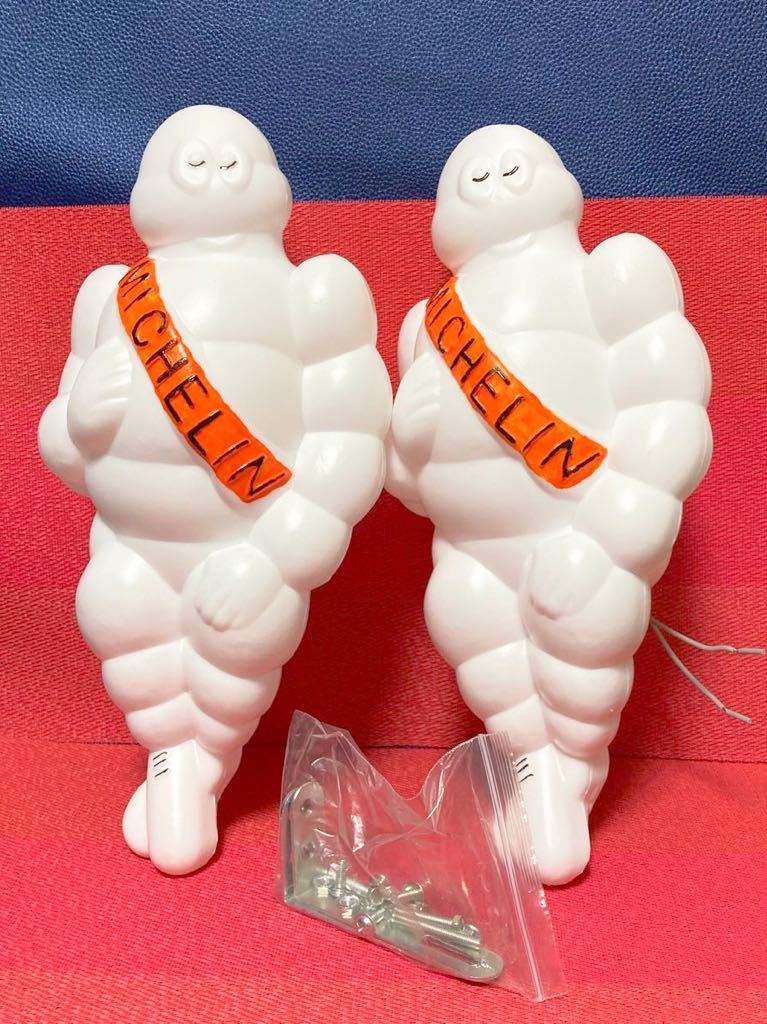 未使用】［新品］MICHELIN トラック 人形 2体セット ランプ 光る